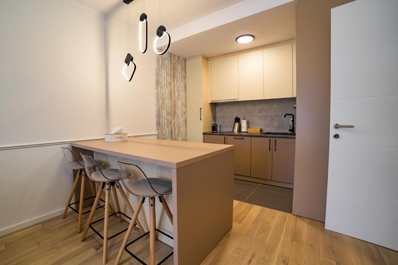 Apartman Epilux Тузла Екстериор снимка