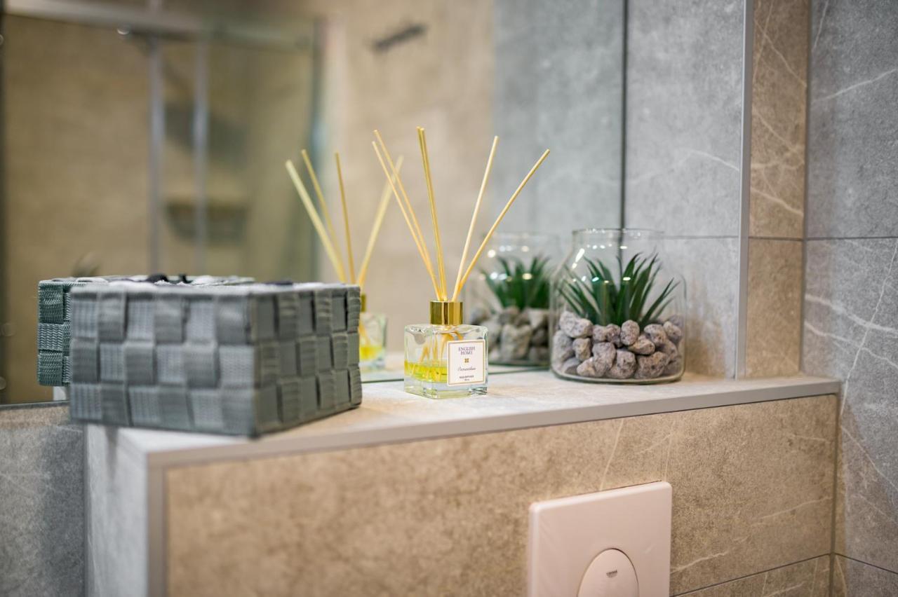 Apartman Epilux Тузла Екстериор снимка